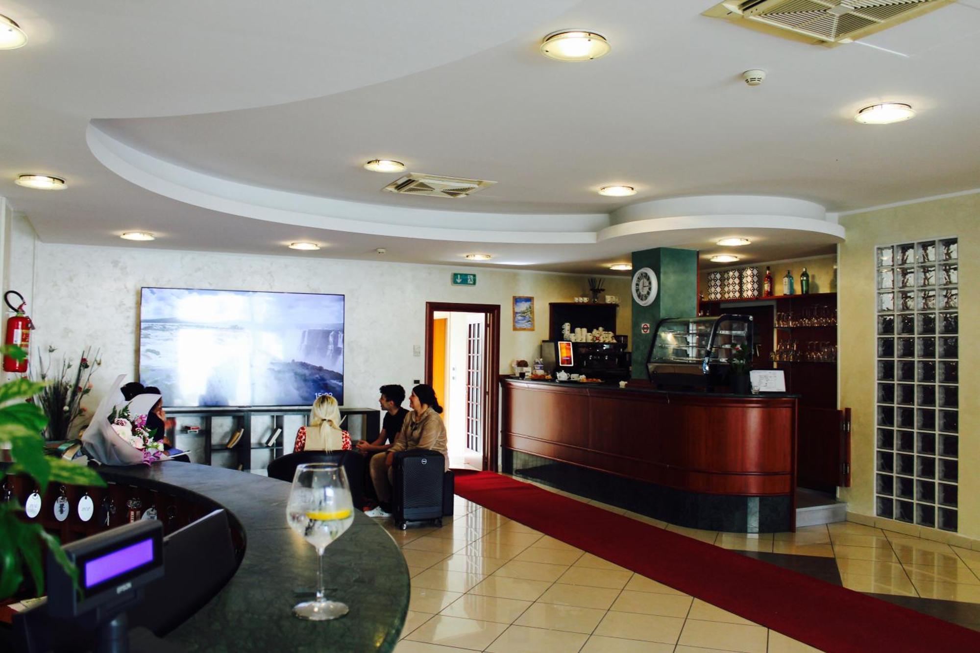Blue Hotel Cesenatico Extérieur photo