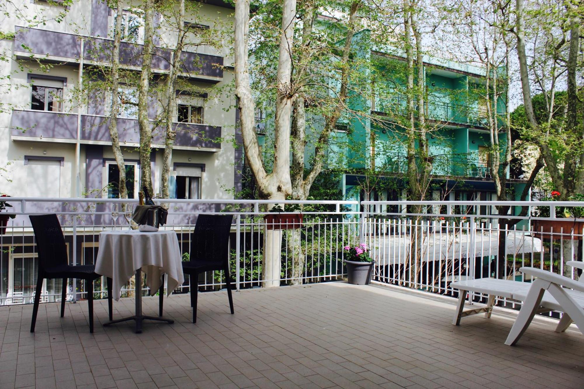 Blue Hotel Cesenatico Extérieur photo